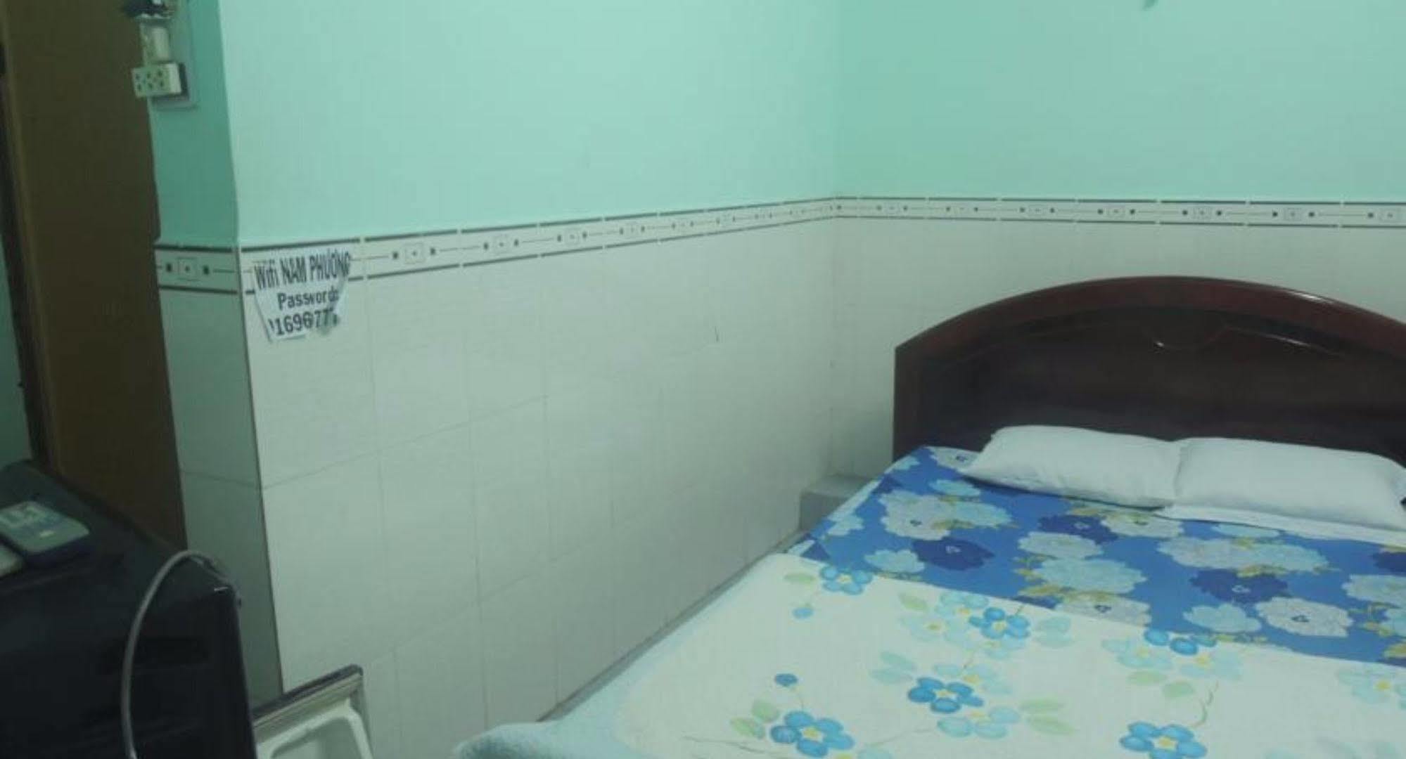 Nam Phuong Hostel 붕타우 외부 사진